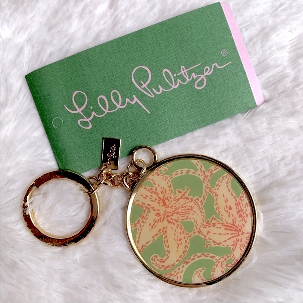 Lilly Pulitzer Disc Keychain Hotty Pink Mini Twinkle Floral Tropical Lillies